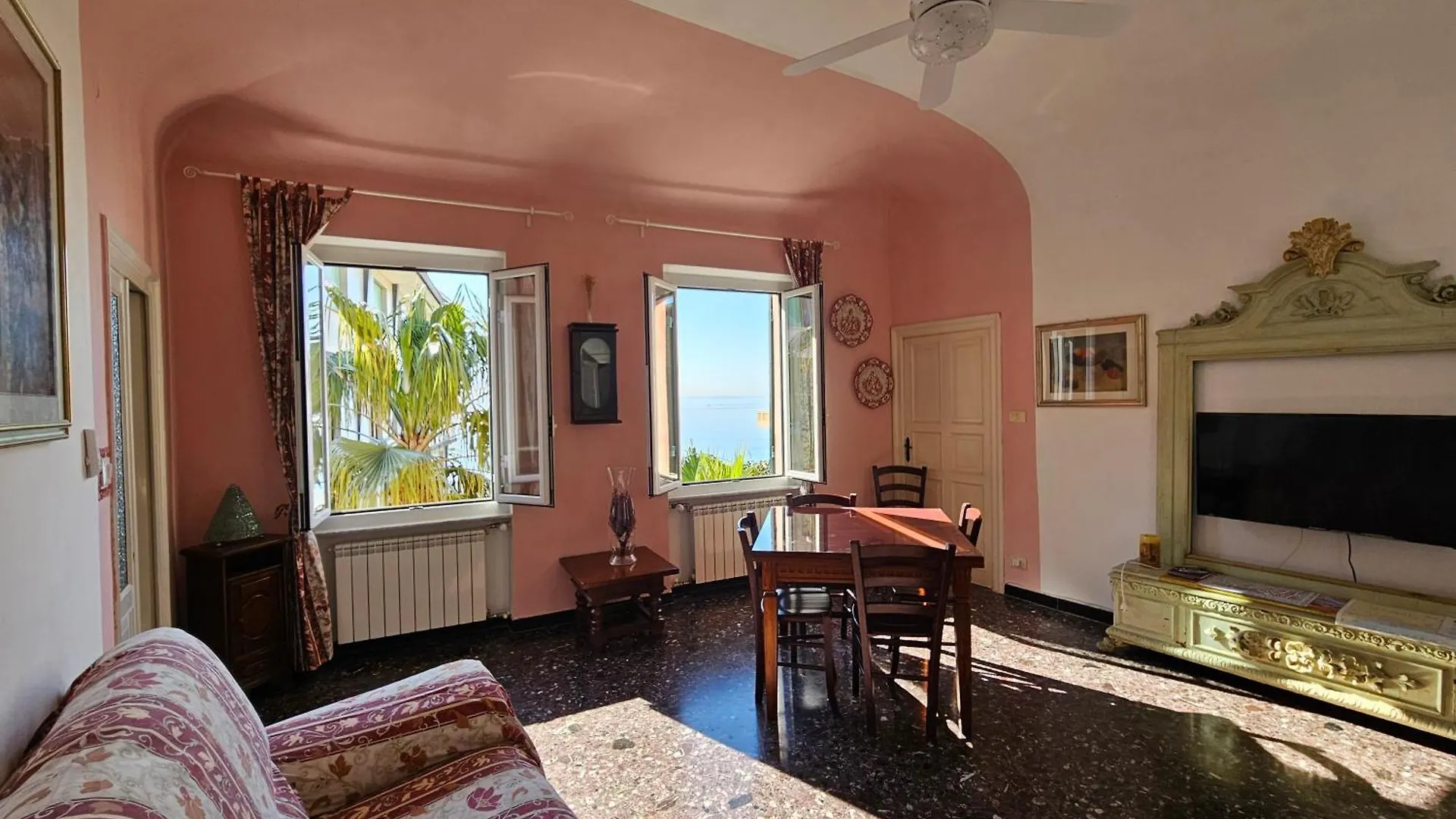 Le Finestre Sul Mare Apartment Albissola Marina Italy