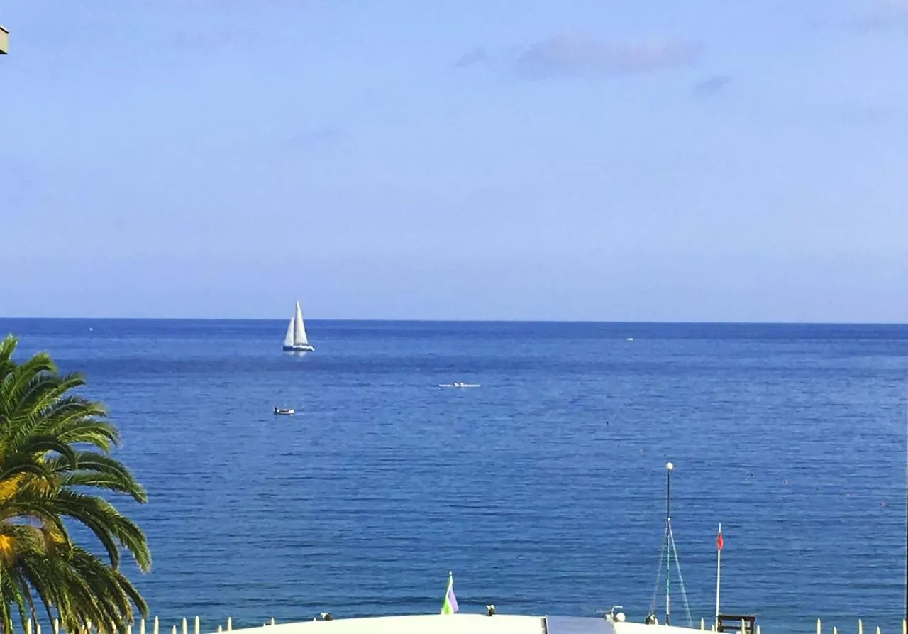 Le Finestre Sul Mare Apartment Albissola Marina